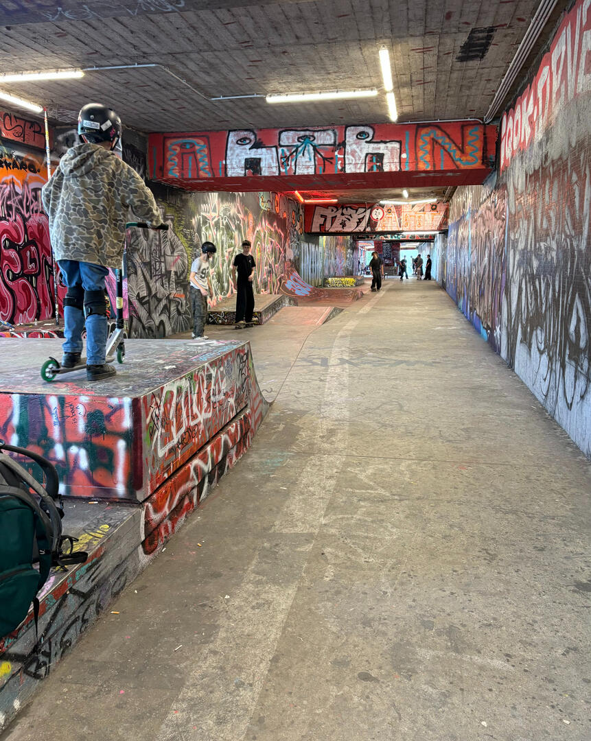 making use of empty space. Prague